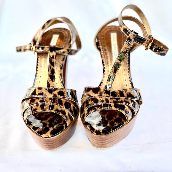 Via Spiga . Used like new with box Sandals - Picture 5 of 9